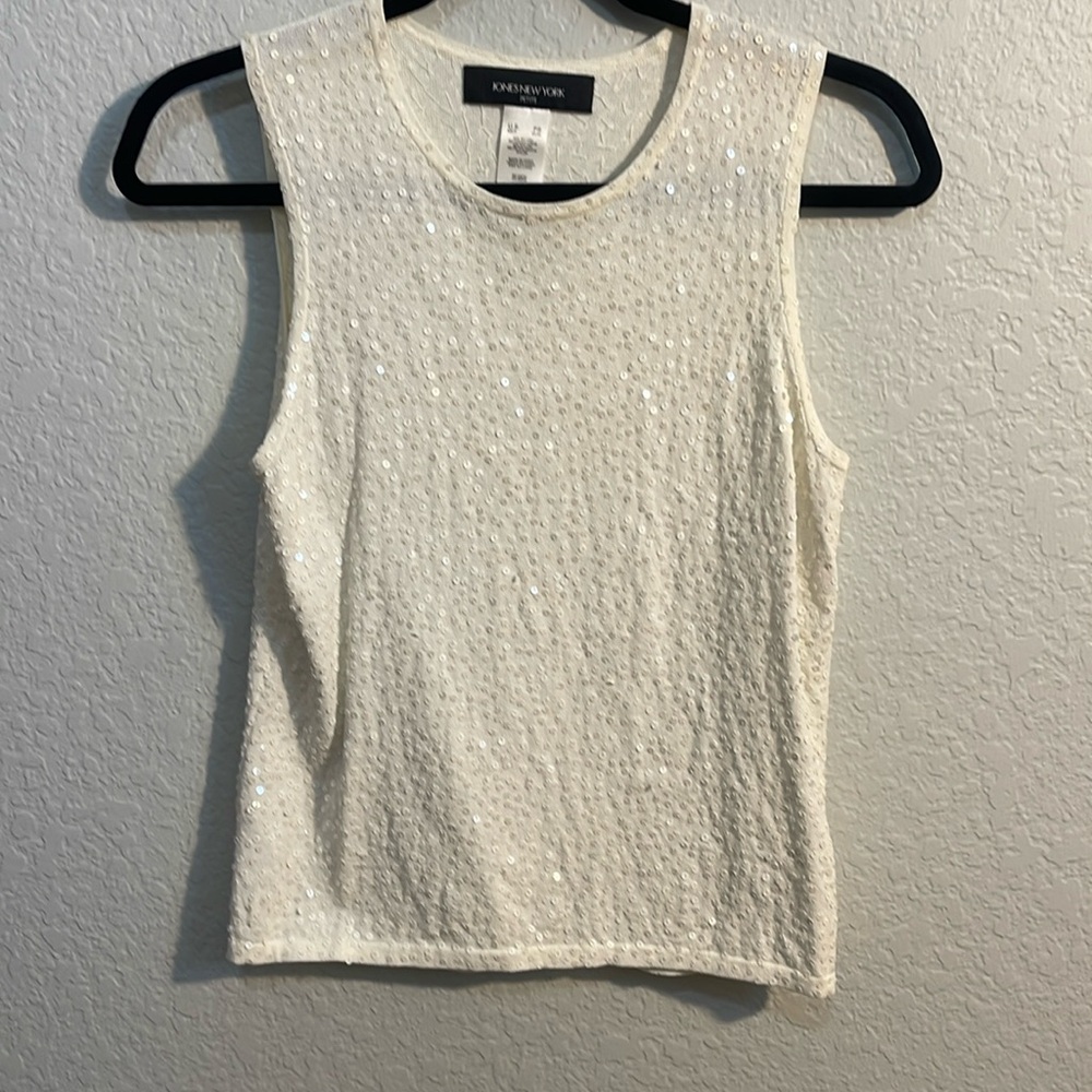 Jones New York cream color sequined tank top.